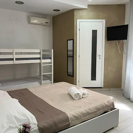 Bed & Breakfast Family Portici